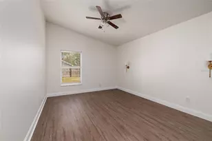 1712 Erin Brooke Dr, Valrico, FL 33594 - Photo 26