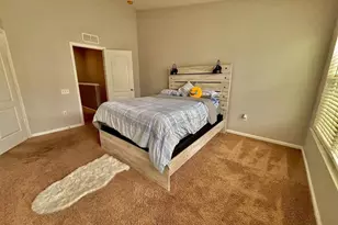 26618 Castleview Way, Wesley Chapel, FL 33544 - Photo 10