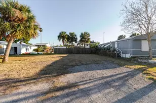 7022 Fair Ln, Hudson, FL 34667 - Photo 2