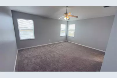 31405 Triborough Drive, Wesley Chapel, FL 33545 - Photo 28