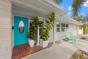 1000 Varona St, Belleair, FL 33756 - Photo 6