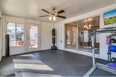 1901 Winchester Road N, Saint Petersburg, FL 33710 - Photo 26