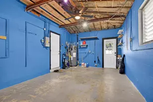 1901 Winchester Rd N, Saint Petersburg, FL 33710 - Photo 30