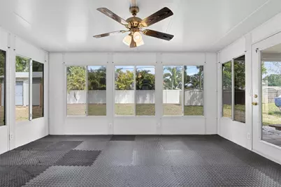 1901 Winchester Road N, Saint Petersburg, FL 33710 - Photo 16