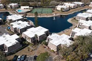 15338 E Pond Woods Dr, Tampa, FL 33618 - Photo 30