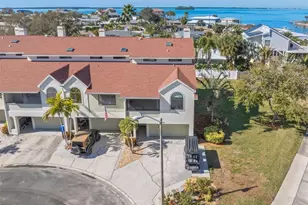 2394 Hanover Dr, Dunedin, FL 34698 - Photo 52