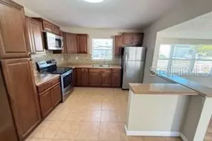 2723 W State St, Tampa, FL 33609 - Photo 2