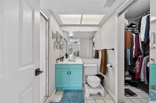 4871 Puritan Cir, Tampa, FL 33617 - Photo 18