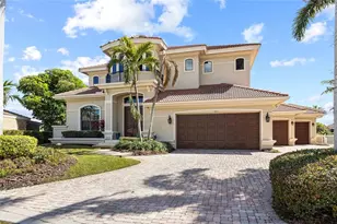 4914 59th Ave S, Saint Petersburg, FL 33715 - Photo 4