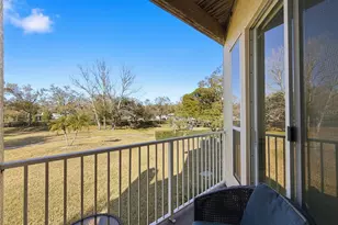 106 Brent Cir, Oldsmar, FL 34677 - Photo 16