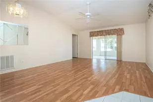 2308 Emerald Lake Dr, Sun City Center, FL 33573 - Photo 8