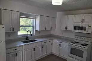 3790 141st Pl, Largo, FL 33771 - Photo 10