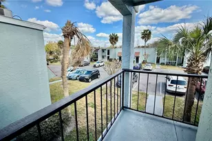 2840 Somerset Park Dr, Tampa, FL 33613 - Photo 18