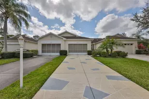 2203 Nantucket Dr, Sun City Center, FL 33573 - Photo 1