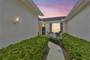2203 Nantucket Dr, Sun City Center, FL 33573 - Photo 2