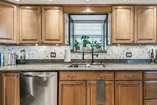 6408 Running Bear Dr, Lakeland, FL 33813 - Photo 12