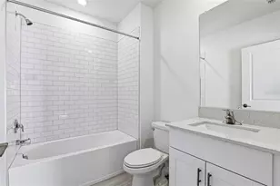 12223 Radiant Gem Trl, Parrish, FL 34219 - Photo 24