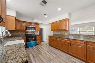 2239 Duncan Dr, Belleair Bluffs, FL 33770 - Photo 8