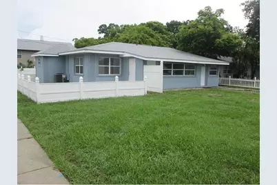 5901 28th Street N, Saint Petersburg, FL 33714 - Photo 1