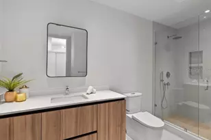 1020 Sunset Point Rd, Clearwater, FL 33755 - Photo 26