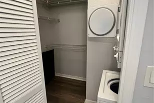 10200 Gandy Blvd N, Saint Petersburg, FL 33702 - Photo 10