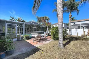 1704 Hibiscus Cir N, Oldsmar, FL 34677 - Photo 24