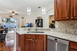31814 Blythewood Way, Wesley Chapel, FL 33543 - Photo 10