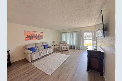2001 World Parkway Boulevard #7, Clearwater, FL 33763 - Photo 6