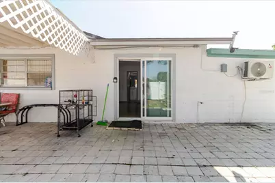 7008 Mintwood Court, Tampa, FL 33615 - Photo 58