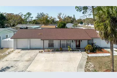 7008 Mintwood Court, Tampa, FL 33615 - Photo 2