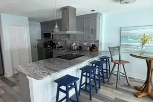 7200 Sunshine Skyway Ln S, Saint Petersburg, FL 33711 - Photo 12