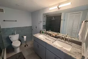 7200 Sunshine Skyway Ln S, Saint Petersburg, FL 33711 - Photo 18