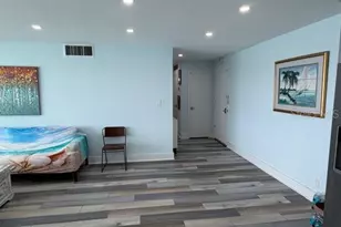 7200 Sunshine Skyway Ln S, Saint Petersburg, FL 33711 - Photo 10