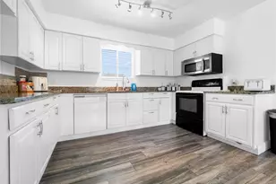 4036 Cortez Dr, Tampa, FL 33614 - Photo 6