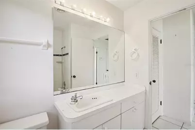 2321 Premier Drive S, Gulfport, FL 33707 - Photo 18