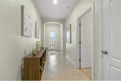 11518 Lake Lucaya Drive, Riverview, FL 33579 - Photo 6