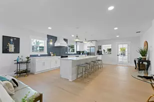 1610 15th St N, Saint Petersburg, FL 33704 - Photo 4