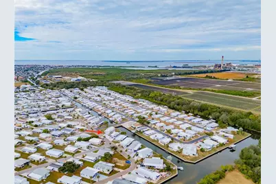 143 E Saint Annes Cir, Apollo Beach, FL 33572 - Photo 46