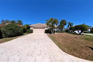 11837 Grand Isles Ln, Fort Myers, FL 33913 - Photo 2