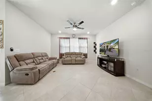 18930 Willowmore Cedar Dr, Lutz, FL 33558 - Photo 8