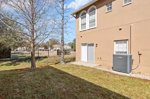 321 Summer Clouds Pl, Brandon, FL 33511 - Photo 30