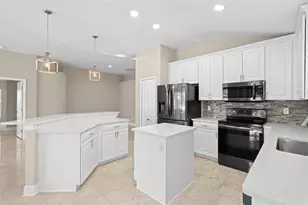 27422 Edenfield Dr, Wesley Chapel, FL 33544 - Photo 6