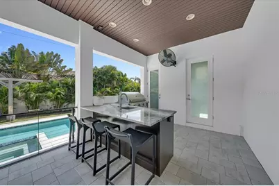 419 Bayview Drive NE, Saint Petersburg, FL 33704 - Photo 58