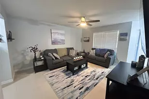 8766 Mallard Reserve Dr, Tampa, FL 33614 - Photo 6