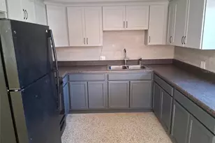 10713 McIntosh Rd, Thonotosassa, FL 33592 - Photo 2