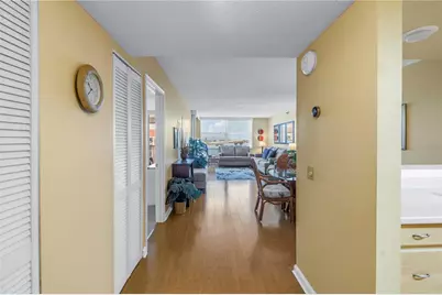 6265 Sun Boulevard #605, Saint Petersburg, FL 33715 - Photo 4