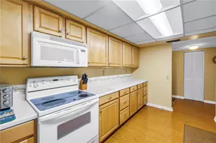 6265 Sun Blvd, Saint Petersburg, FL 33715 - Photo 6