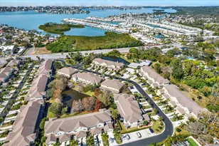 11162 Kapok Grand Cir, Madeira Beach, FL 33708 - Photo 2