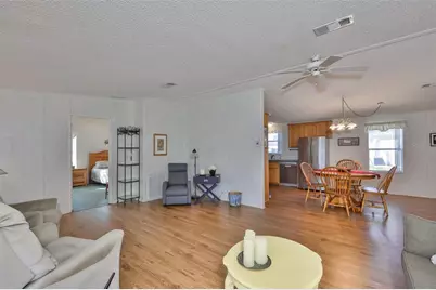 980 7th Street NW #16, Largo, FL 33770 - Photo 10