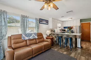 5300 6th St S, Saint Petersburg, FL 33705 - Photo 28